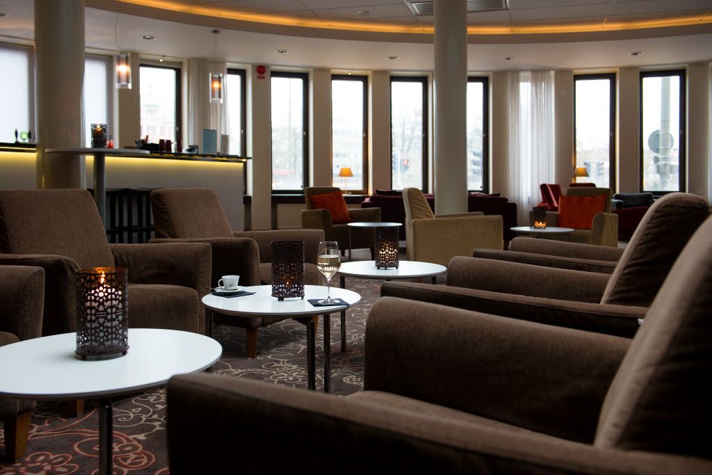 Copyright: : Niklas Hagelbeck Scandic-Malmo-City-Bar_.jpg